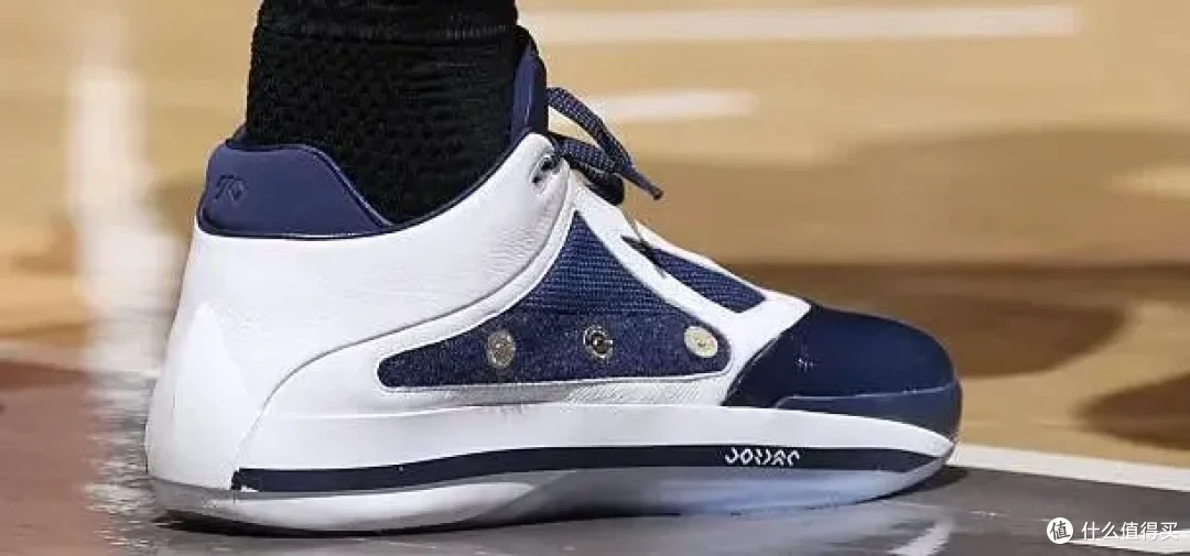 【NBA每日上脚】他往那一站,最美Kobe 6就是它!