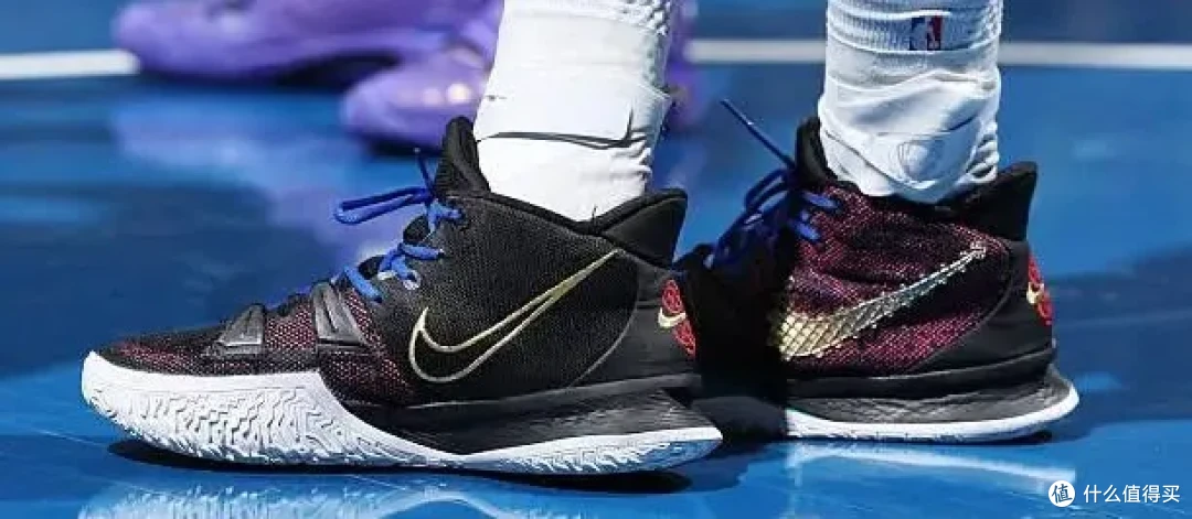 【NBA每日上脚】他往那一站,最美Kobe 6就是它!