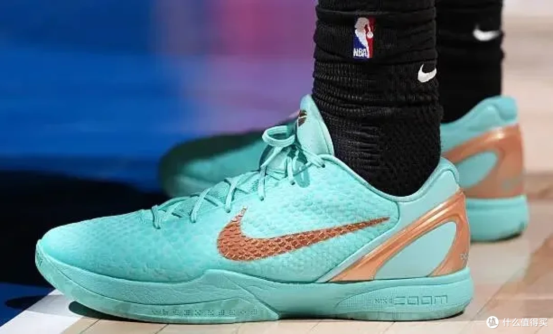 【NBA每日上脚】他往那一站,最美Kobe 6就是它!