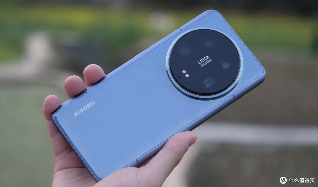 小米新一代“跳水王”诞生，16GB+1TB+卫星通信，从7799跌至4199