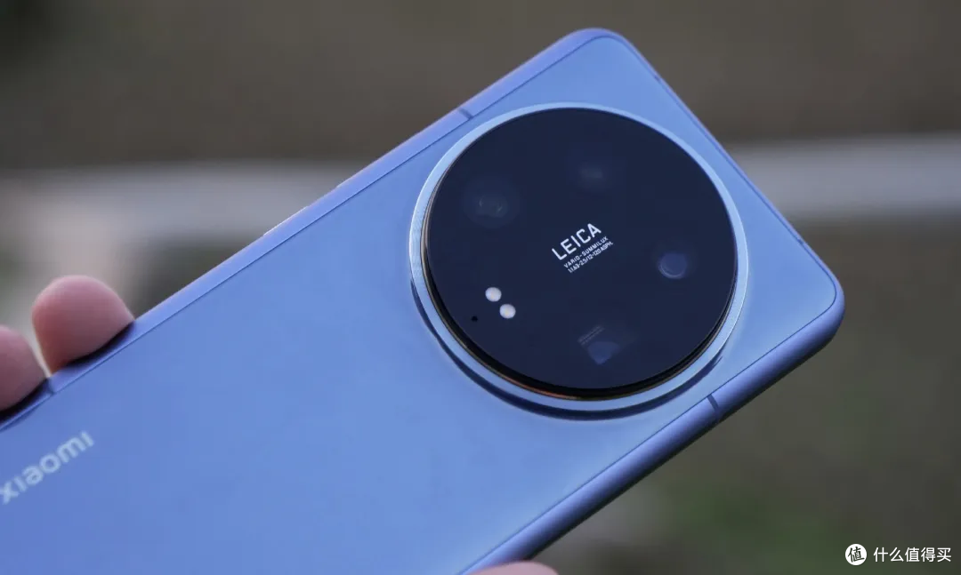 小米新一代“跳水王”诞生，16GB+1TB+卫星通信，从7799跌至4199