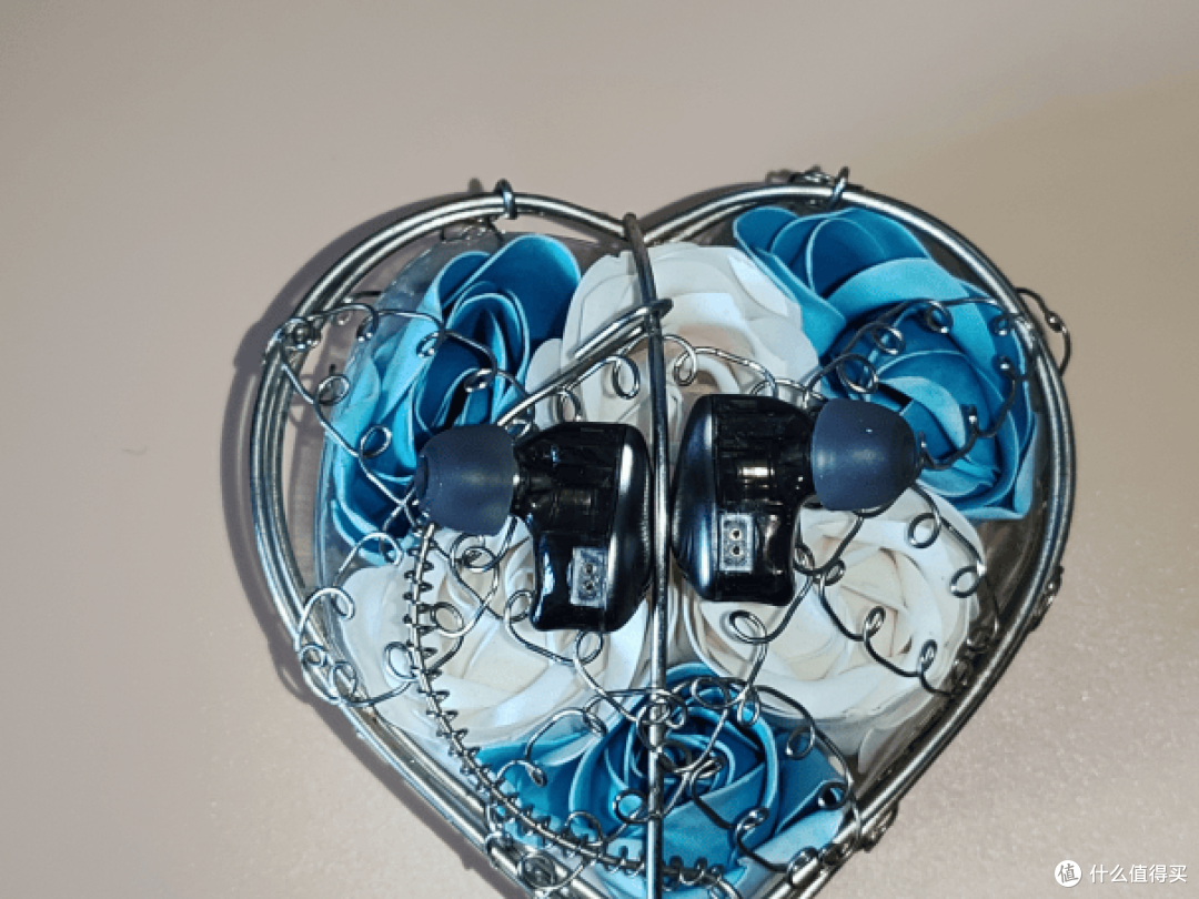 百元HiFi的越级惊喜：西圣入耳式HiFi耳机深度评测