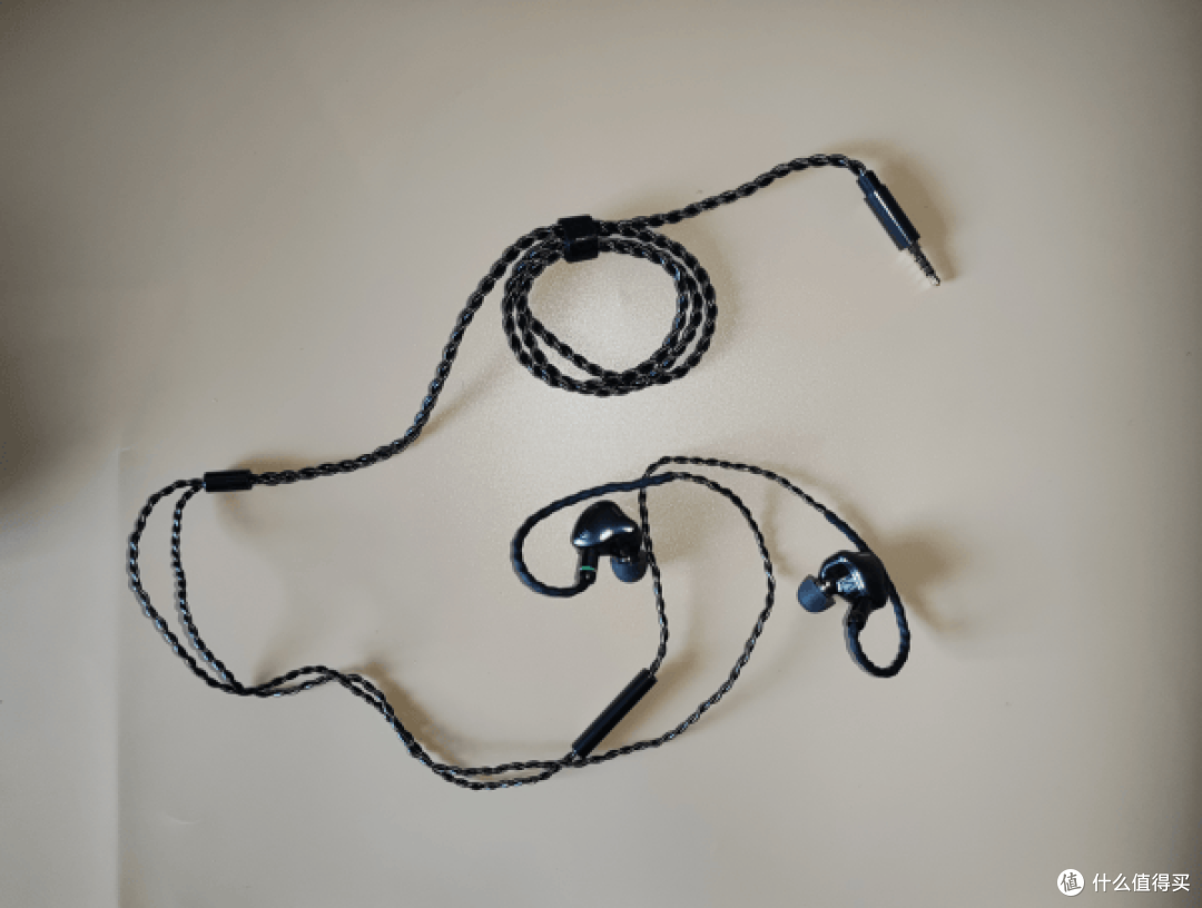 百元HiFi的越级惊喜：西圣入耳式HiFi耳机深度评测