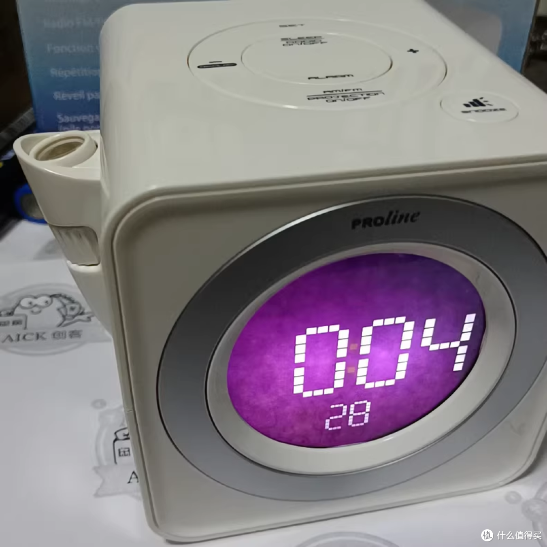 10元捡漏床头时钟:支持投影+收音机+电子时钟,网友:冲就是了