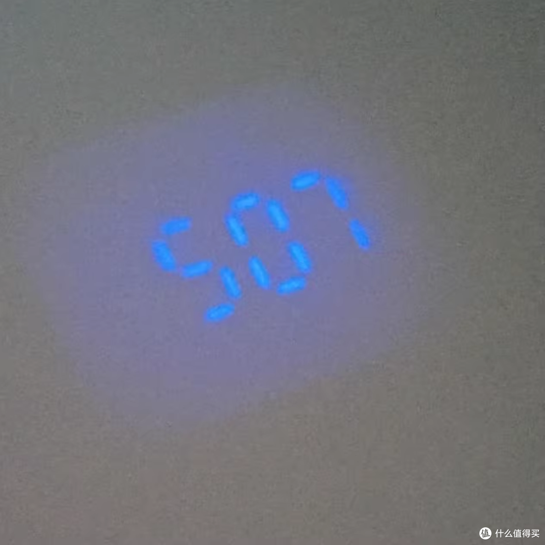 10元捡漏床头时钟:支持投影+收音机+电子时钟,网友:冲就是了