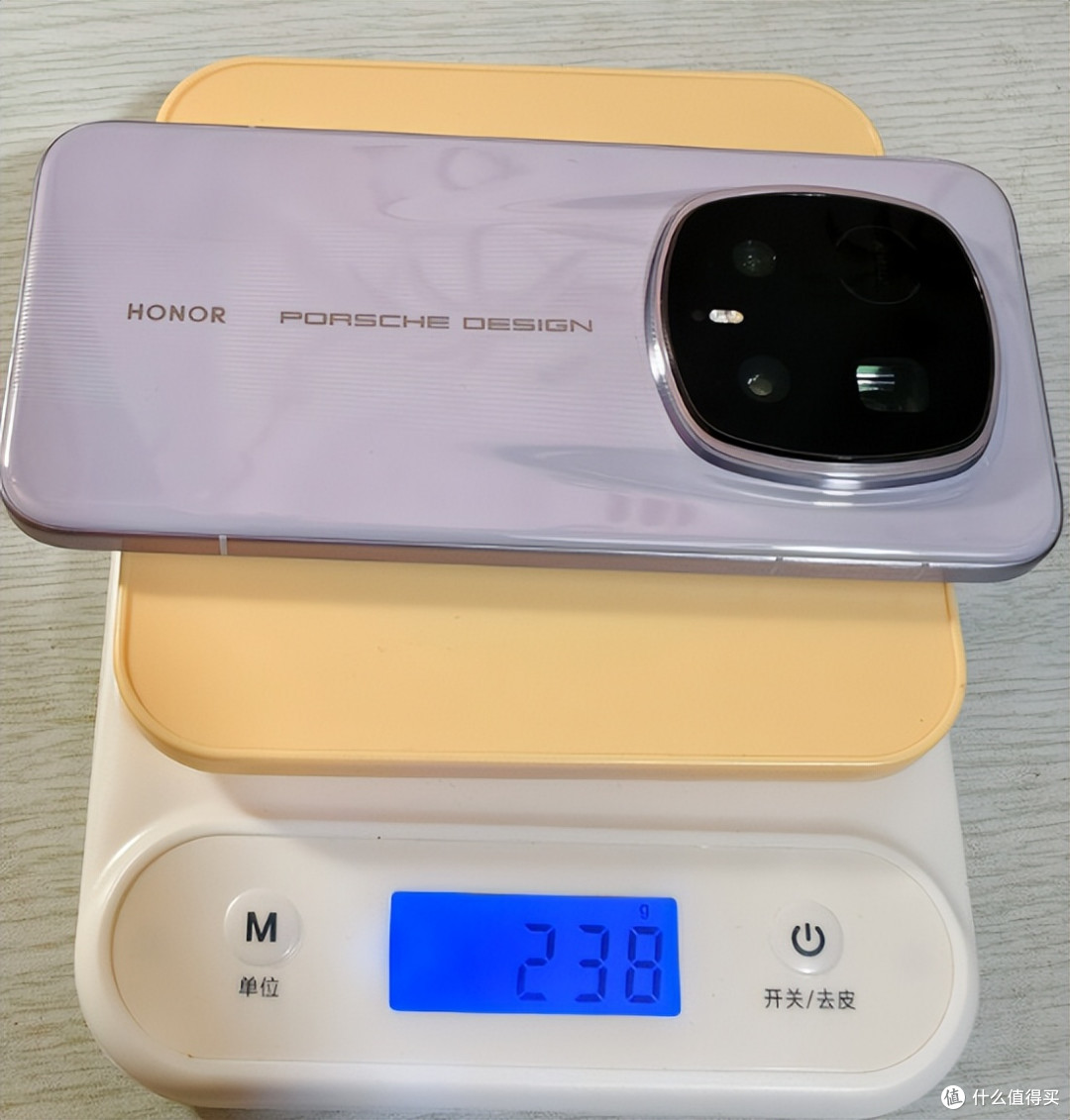 荣耀果断“发飙”,24GB+1TB版跌至8954元,7200mAh+2亿像素