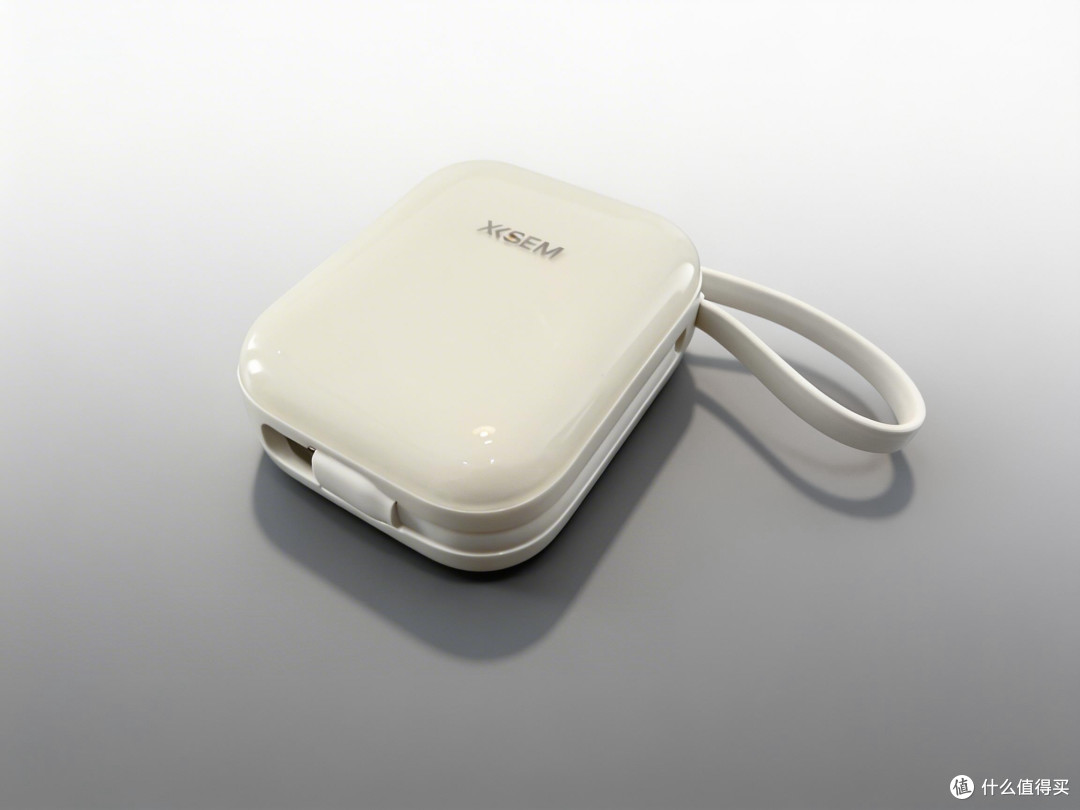 西圣 PB-S:10000mAh 半固态电芯 + 双线快充 = 随身口袋充电站