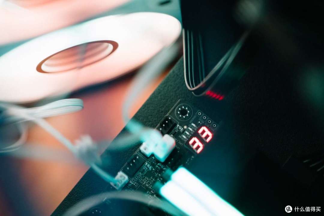 iGame X870E VULCAN OC V14评测:解锁锐龙性能,定义体验新旗舰