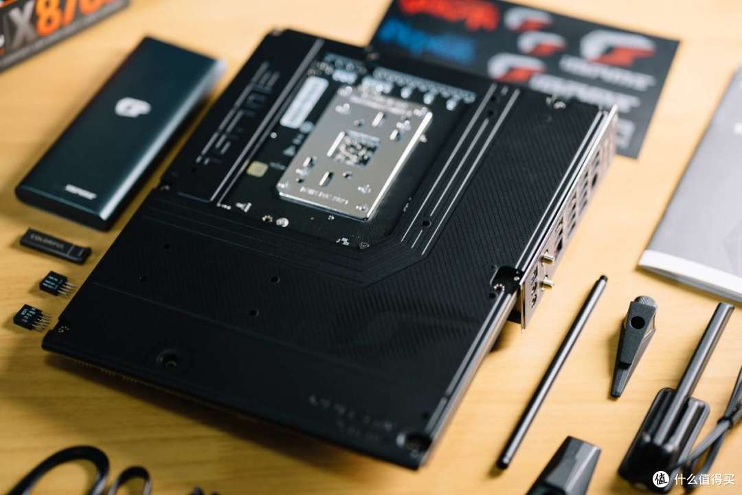 iGame X870E VULCAN OC V14评测:解锁锐龙性能,定义体验新旗舰