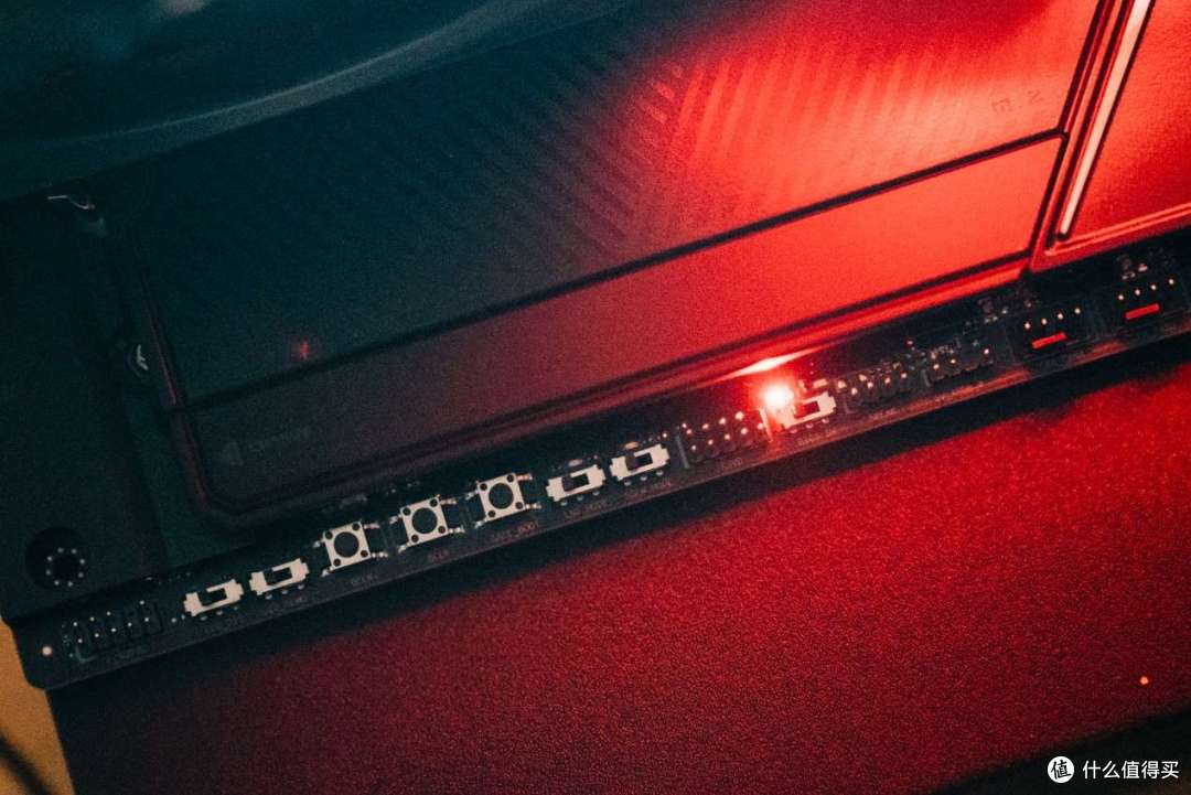 iGame X870E VULCAN OC V14评测:解锁锐龙性能,定义体验新旗舰
