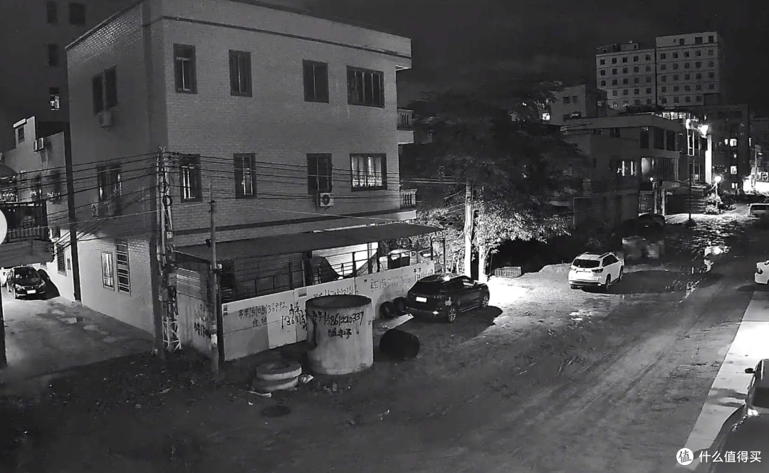 咖啡店实测小豚当家鲸瞳Max:夜视全彩+双摄,监控终于安心了!