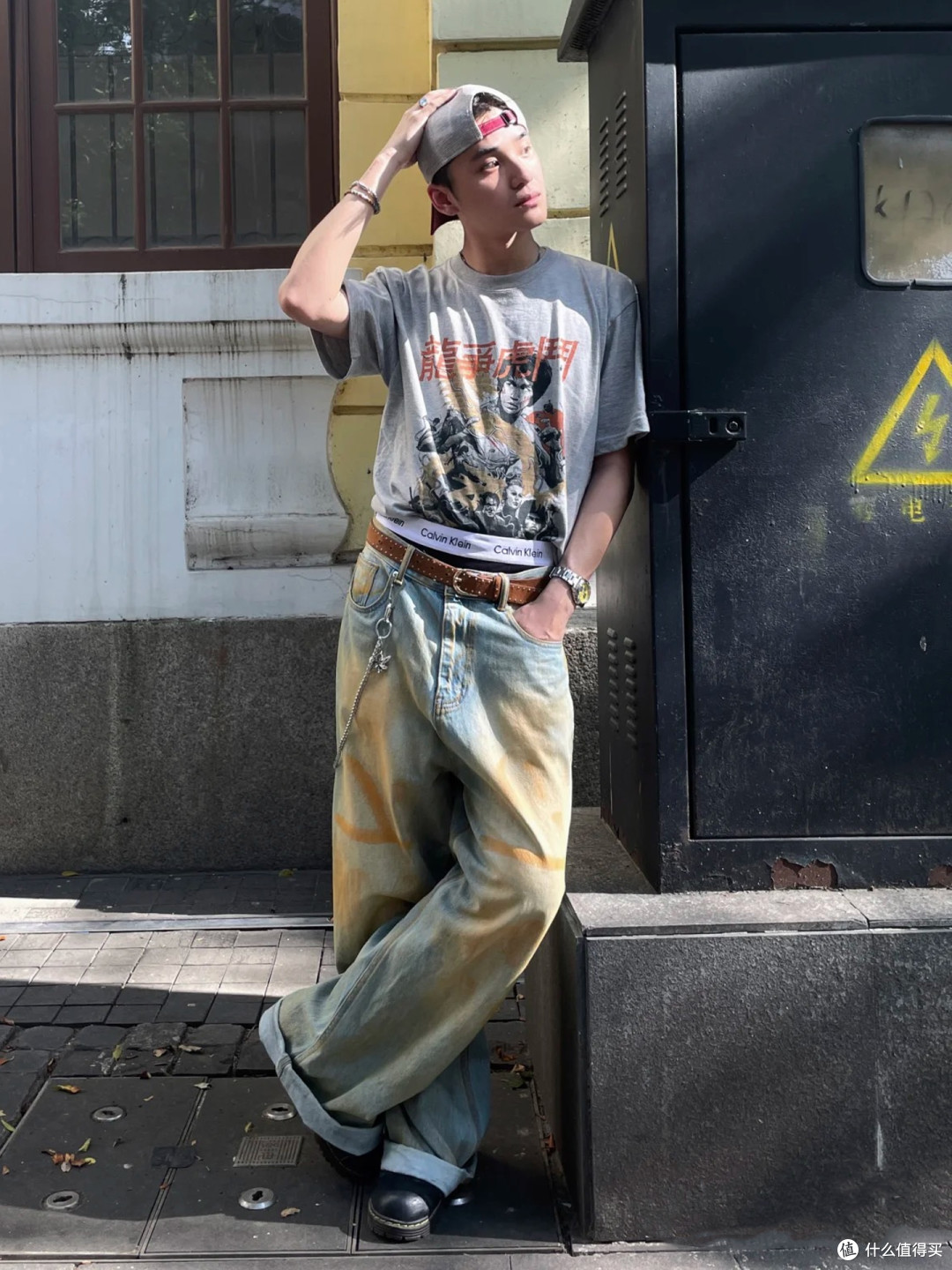成都太古里不愧是时尚标杆！很多男生下半身露内裤，回头率非常高