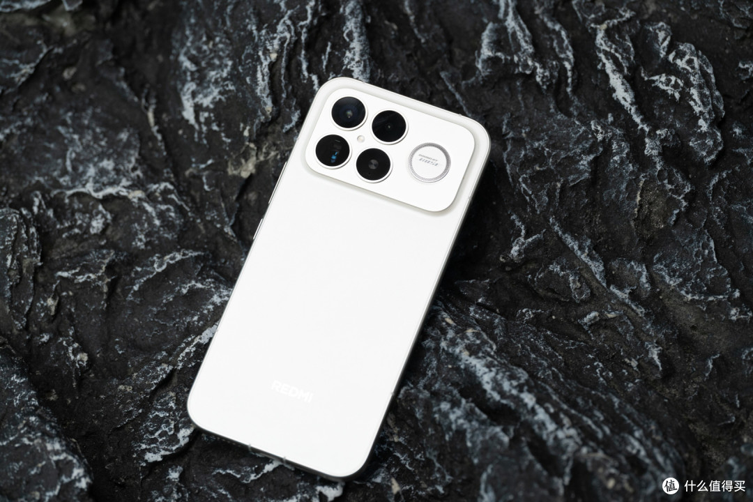 REDMI K90 Pro Max:骁龙8至尊版+BOSE调音,把真香刻进DNA