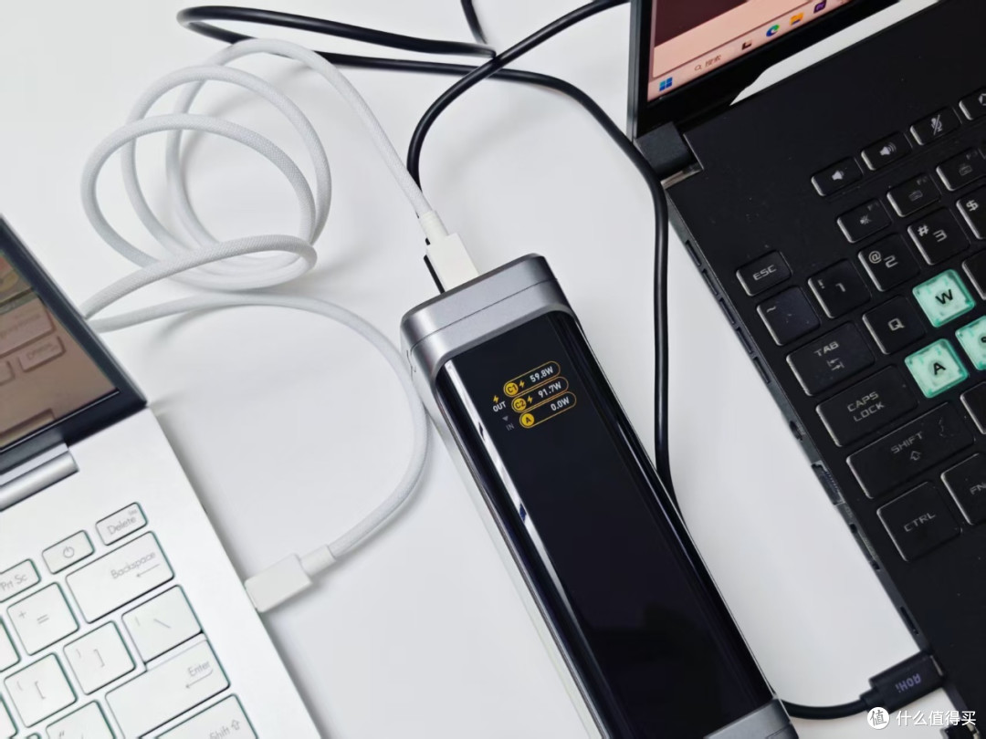 奥海310W星舰Pro充电宝,双C口盲插 140W,三口同充搞定数码设备