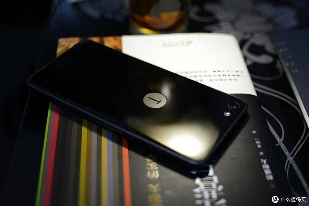 坚果Pro2：老罗最接近成功的一次，但究竟败给了谁！