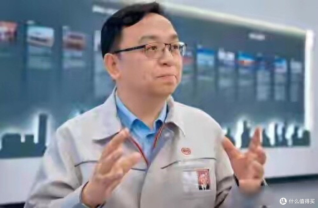 王传福谈的重磅技术来了!全固态电池+全民智驾+1000km续航!