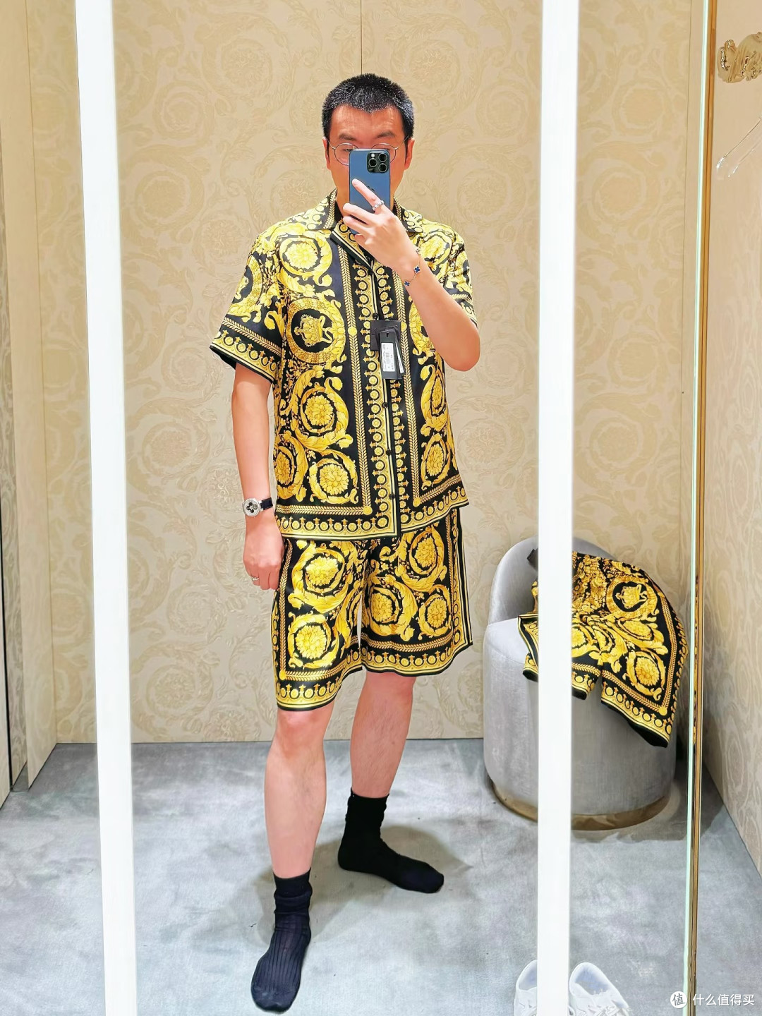 中年男人油腻4件套:个个大牌,却是山寨的重灾区,看看你有吗?