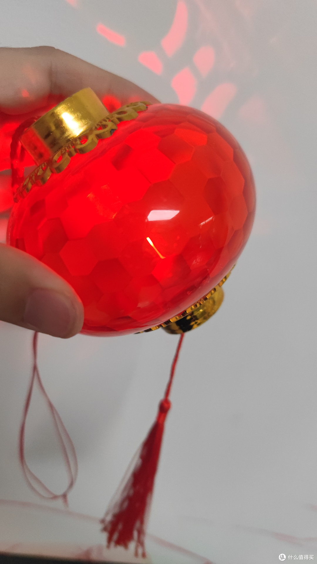 过年就是需要这种小红灯笼,挂起来年味十足。