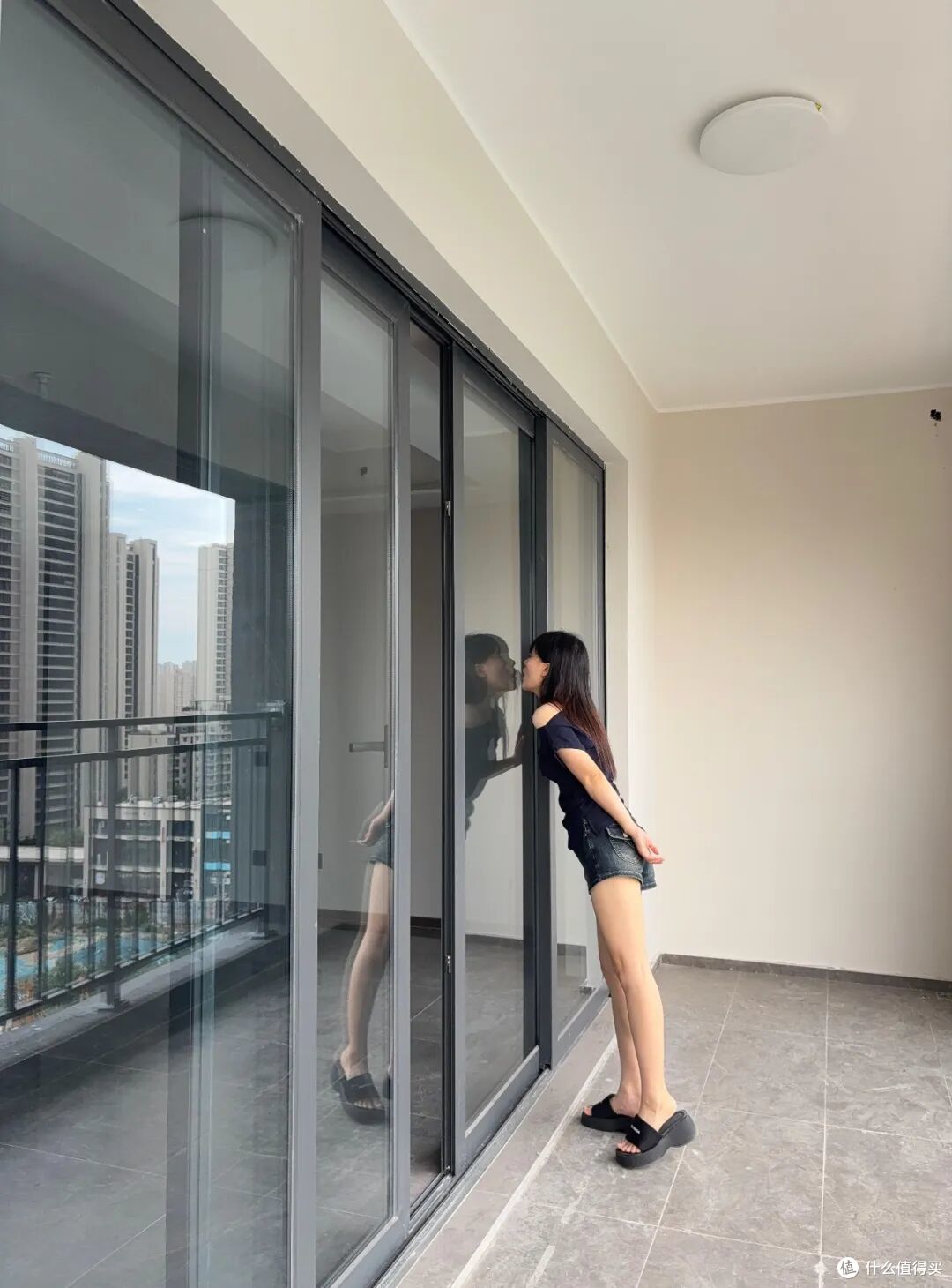 客厅拆下来的推拉门只能扔掉?看了网友的做法,发现自己亏大了