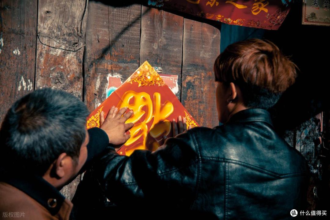 过年贴春联有讲究,牢记“四不贴”,迎福纳祥,新一年人旺财也旺