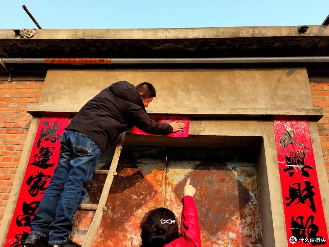 过年贴春联有讲究,牢记“四不贴”,迎福纳祥,新一年人旺财也旺
