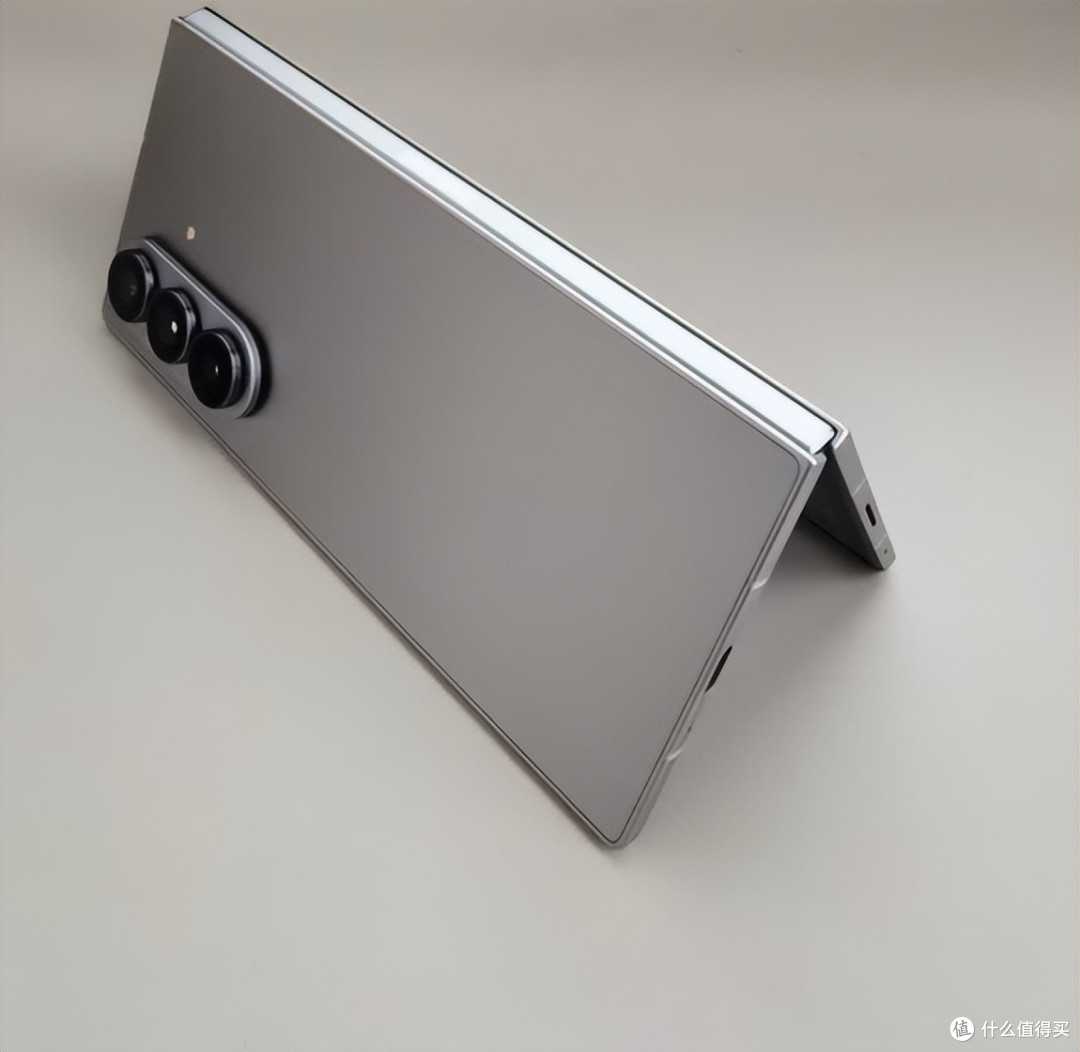 三星Galaxy Z Fold7体验,AI算力全面爆发,能单手掌控了