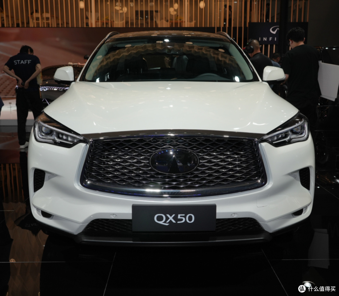 英菲尼迪QX50:20万级“黑科技”豪华SUV,性价比卷王深度解析