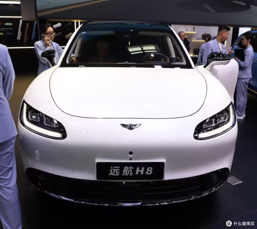 远航H8：50万级“硬件卷王”，用真·全尺寸与800V重塑纯电SUV价值