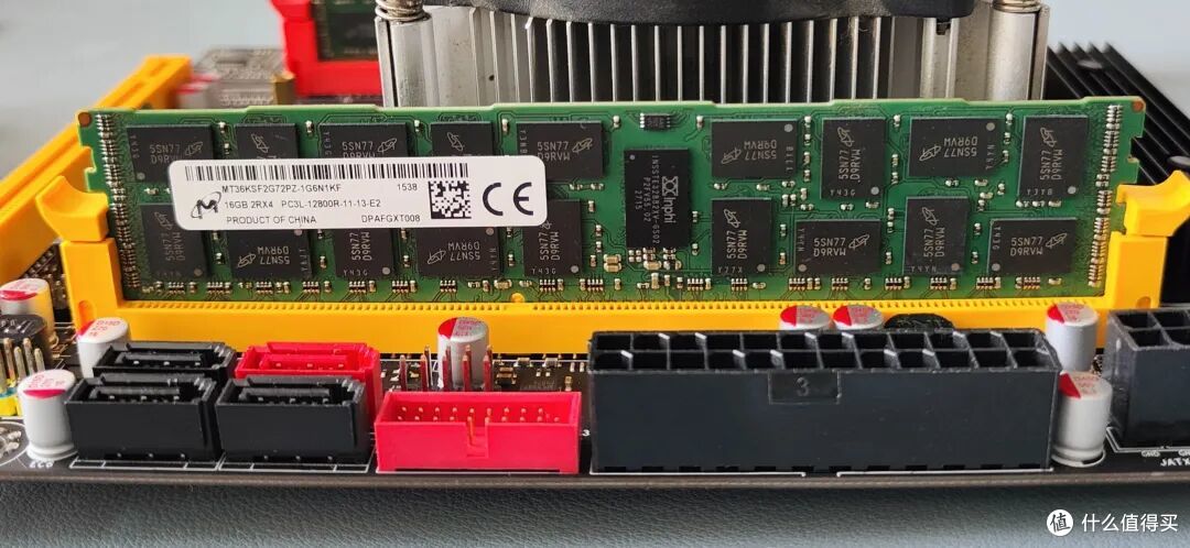 5个月前98捡的x79套装,带的32G内存,现在值多少?