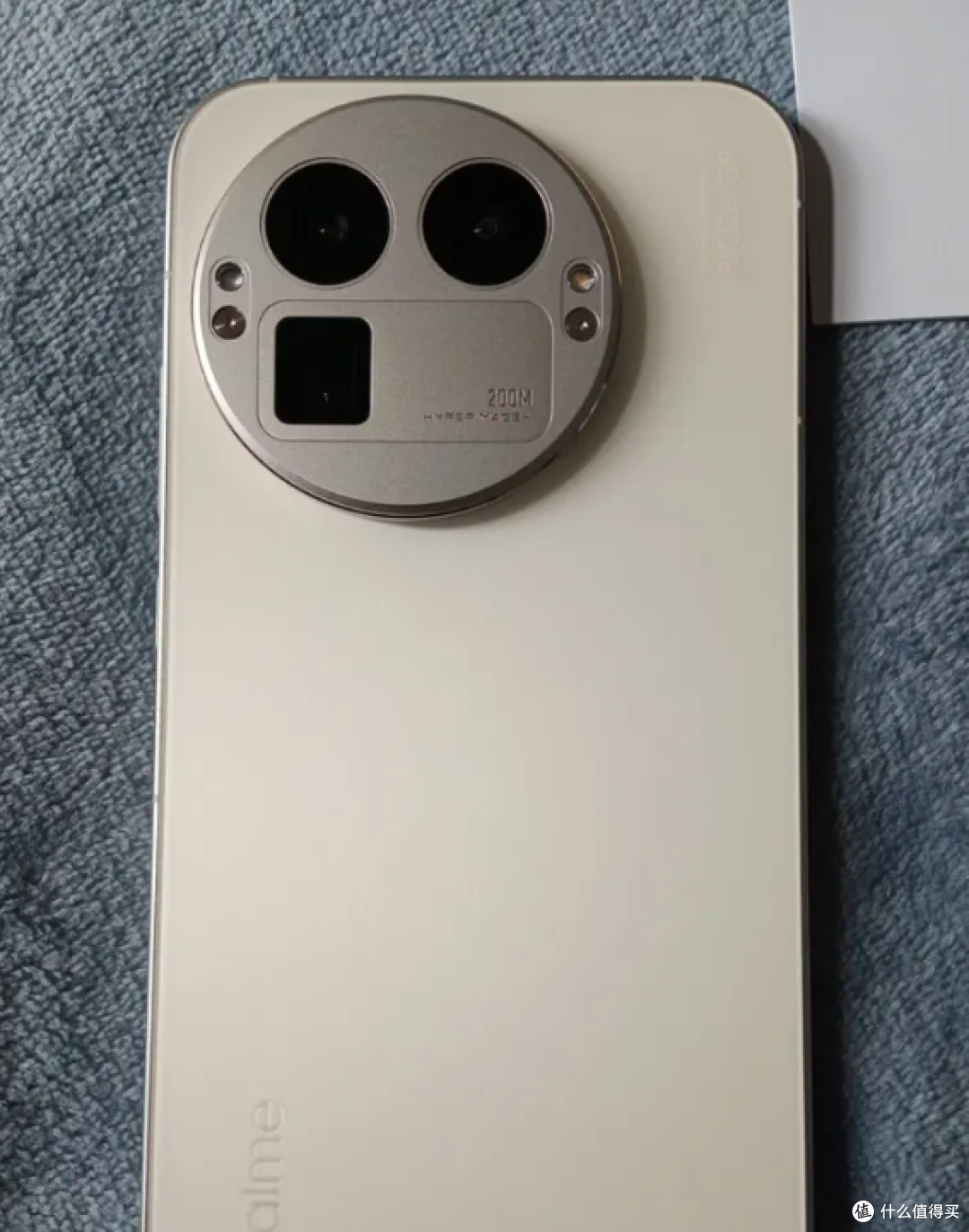 性能影像怪兽降临！realme真我GT8 Pro实测，双芯狂飙稳如老狗