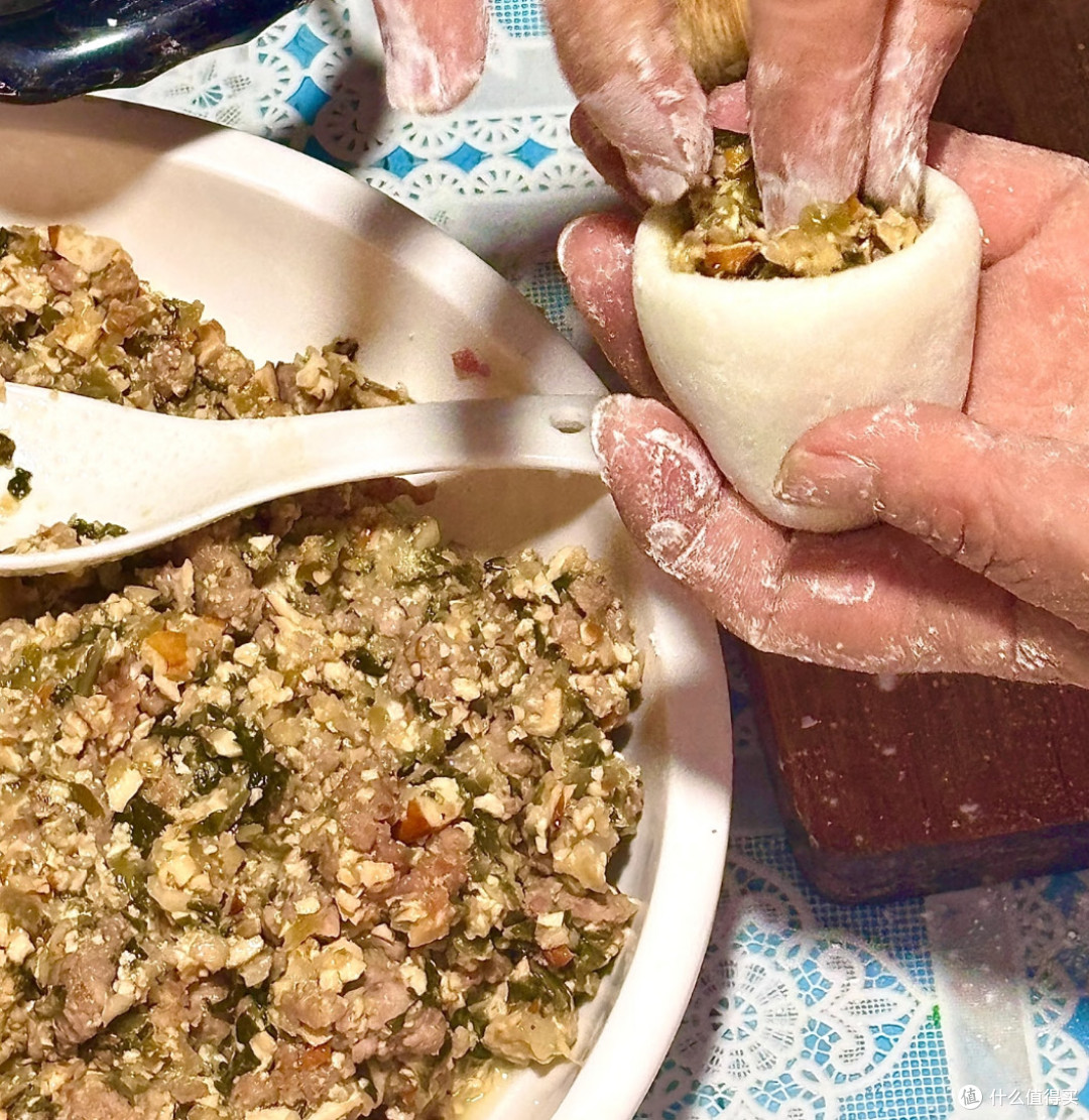 团圆饭中的金华特色汤圆