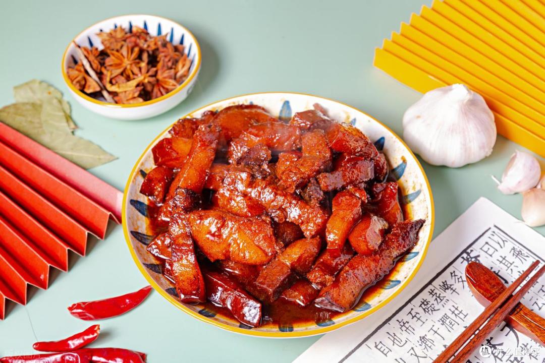 正月初二，牢记：1拜，2回，3不做，4要吃，尊重传统，马年接好运