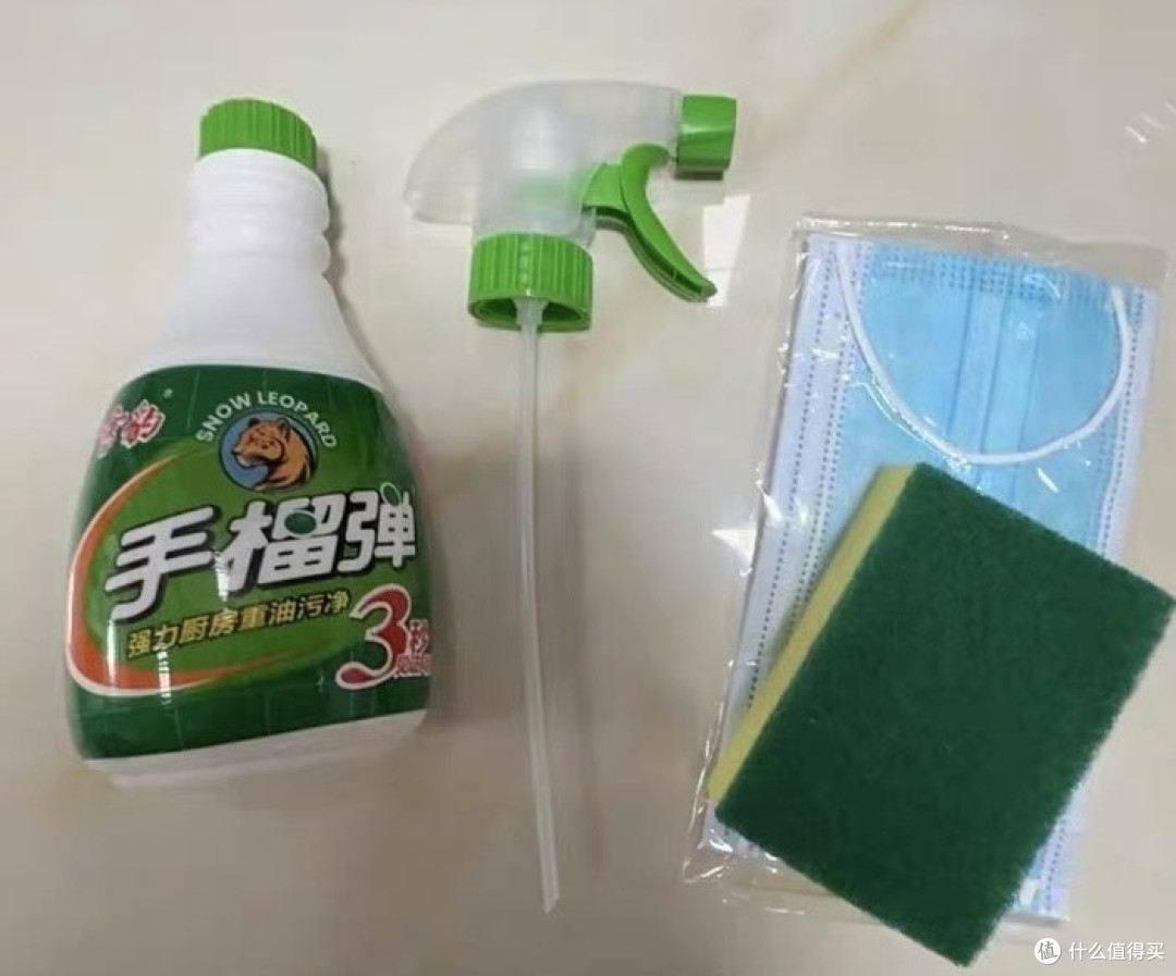 厨房重油污清洁利器:雪豹油污净