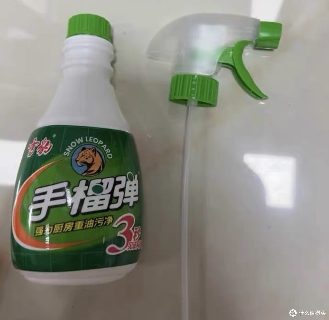 厨房重油污清洁利器:雪豹油污净