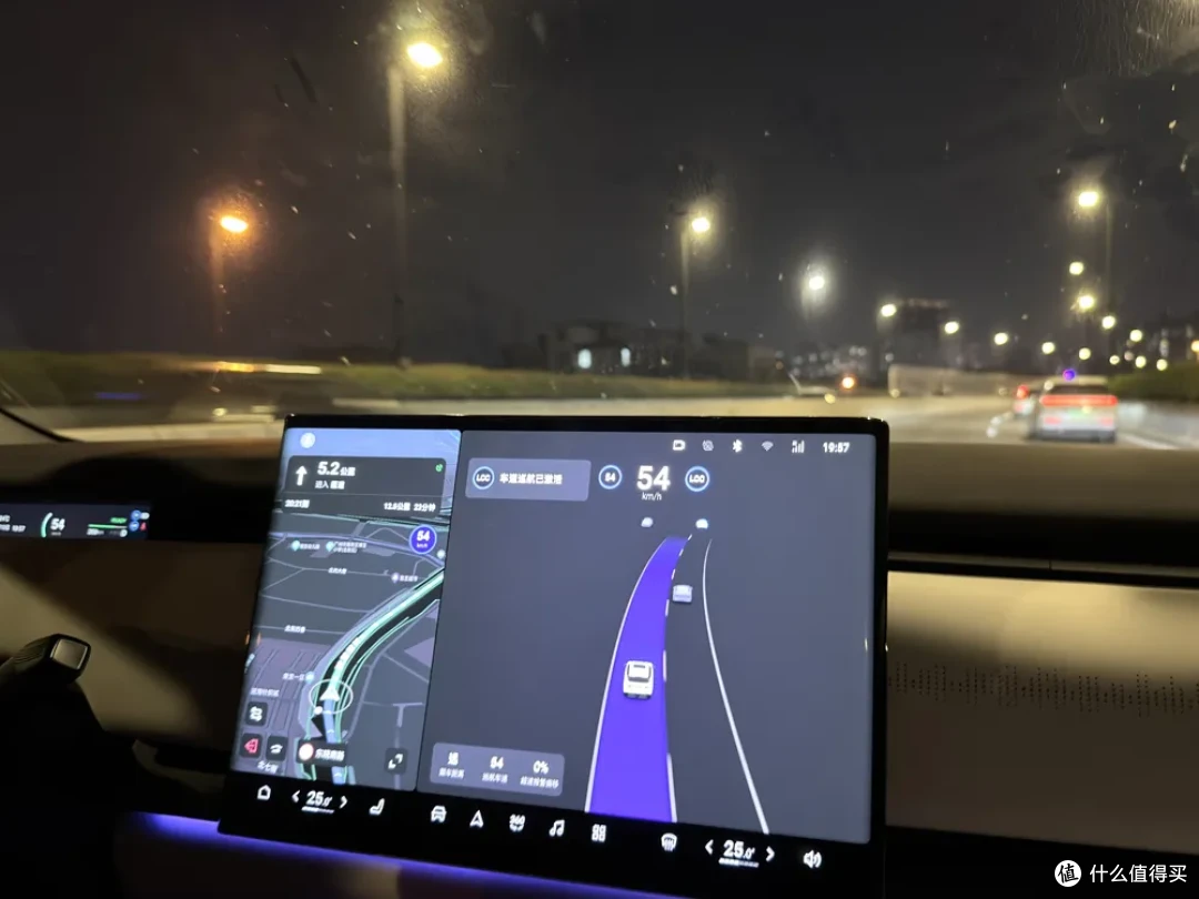 旺季租车自驾的“省钱大法”:20万的纯电SUV,日租一百来块