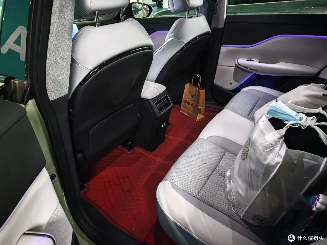 旺季租车自驾的“省钱大法”:20万的纯电SUV,日租一百来块