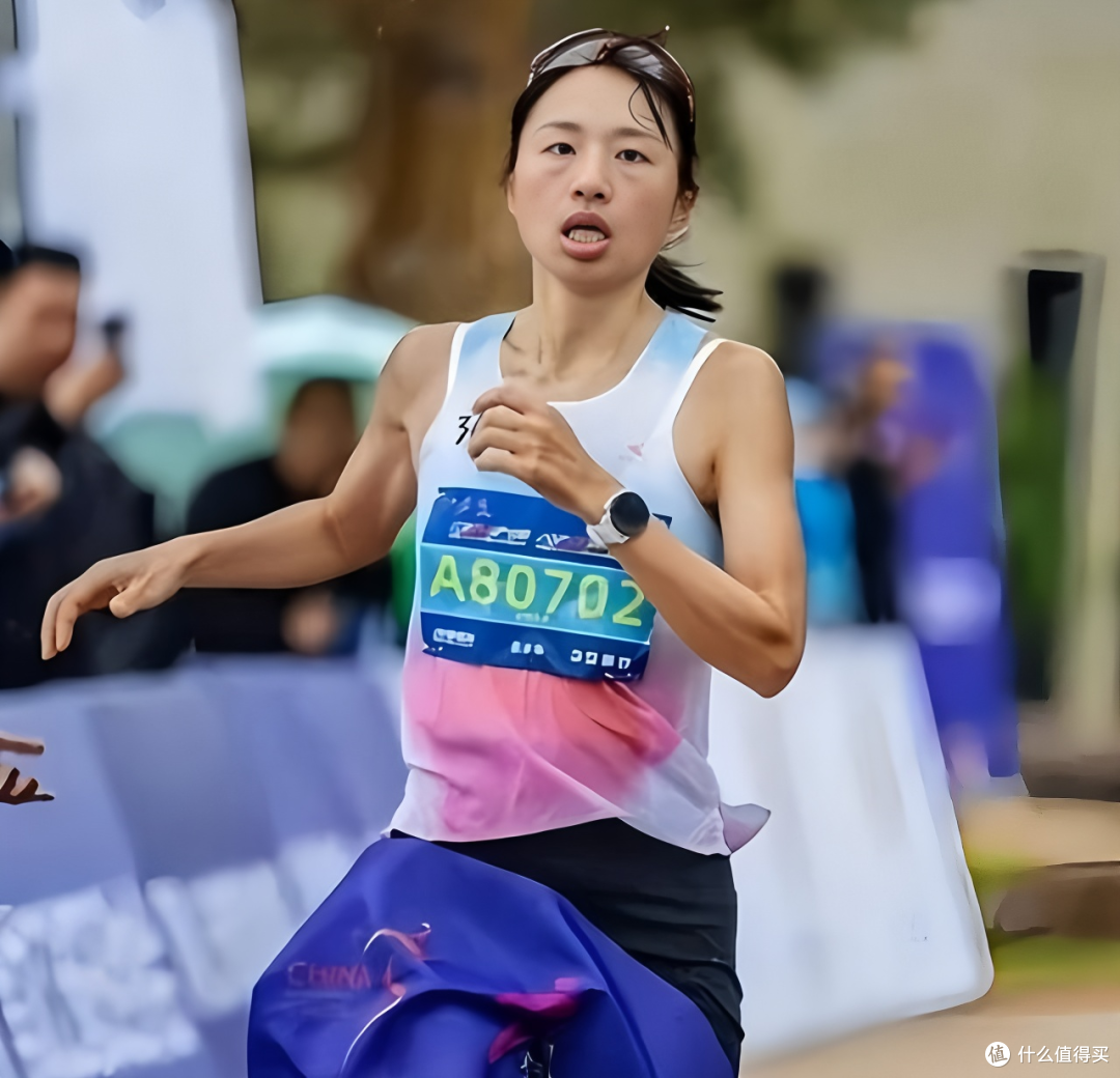 逆袭封神!张水华辞职43天狂揽代言,361°亲手错失的“宝藏跑者”