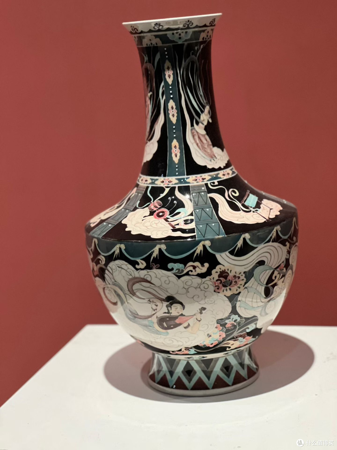 新春观展记:在江西省美术馆,赴一场瓷上敦煌的千年之约