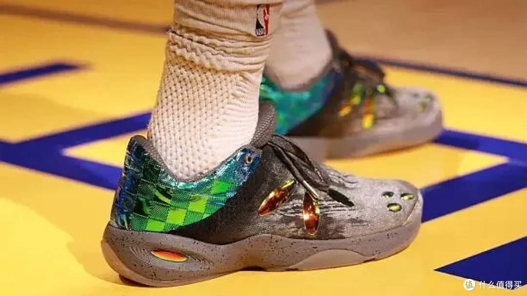 【NBA每日上脚】官方魔改最致命!就靠这致敬杜兰特?