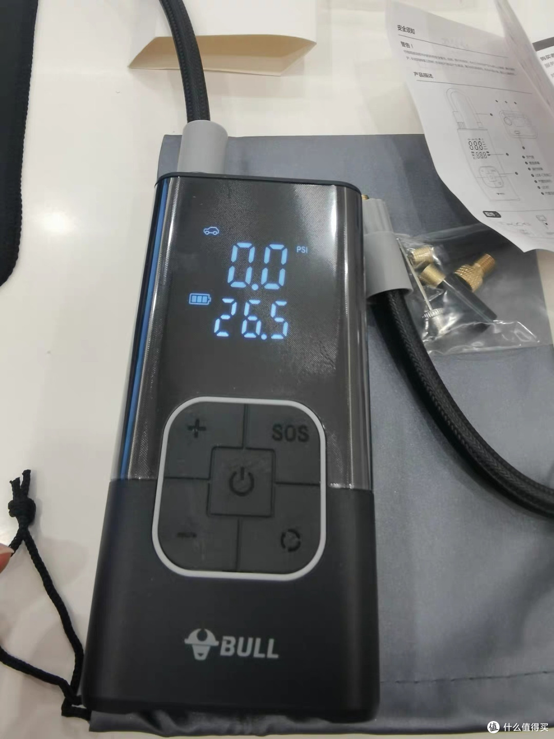 公牛车载无线充气泵,便捷高效