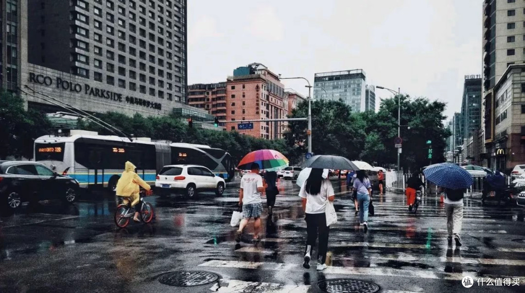 中国人正在集体变胖! 2030年或损失万亿, 肥胖问题成巨大经济负担