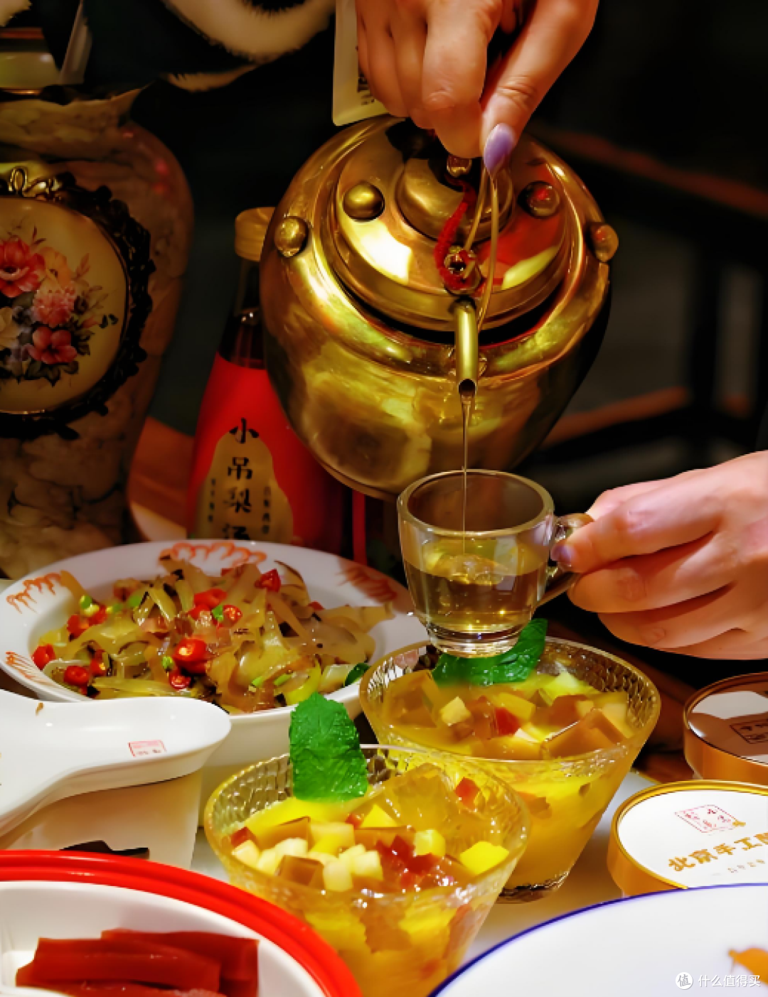 《人民日报》怒批畸形酒文化:劝酒不是人情,是违法还伤身!