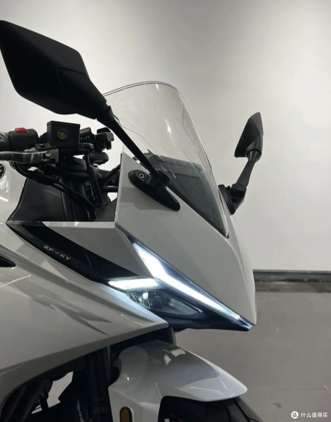 1.88万的 凯越刺鸟250RR深度评测：新手入坑防忽悠指南！