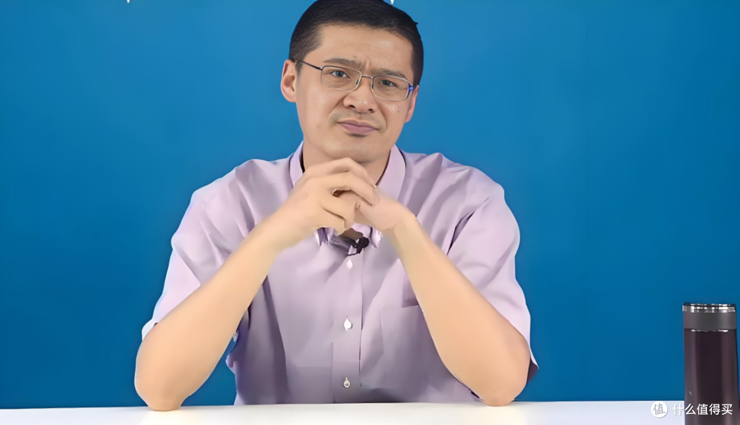罗翔发言引热议!直言“人不该有偶像,终将走向幻灭”!