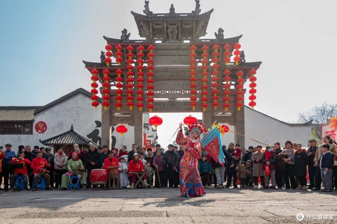 高铁33分钟!现在买票去这个年味爆表的“草莓王国”还来得及!