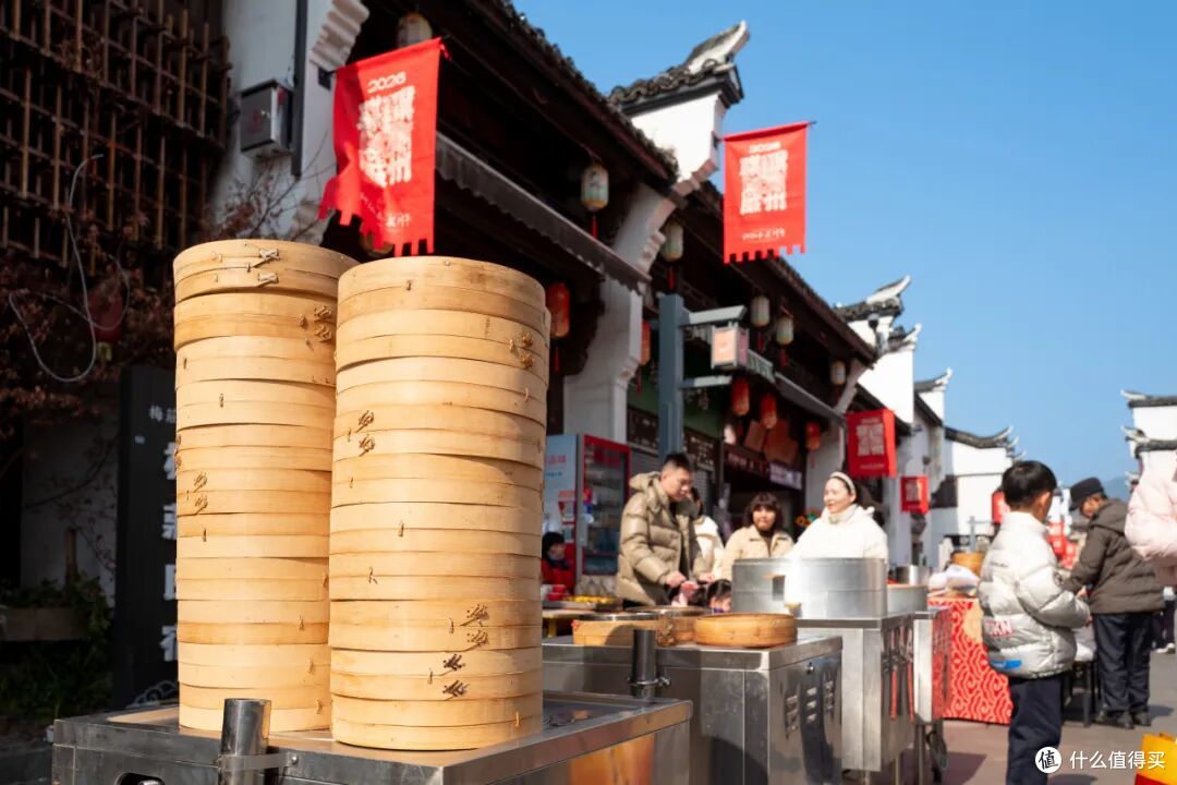 高铁33分钟!现在买票去这个年味爆表的“草莓王国”还来得及!
