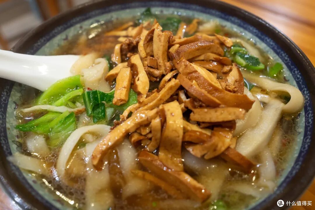 高铁33分钟!现在买票去这个年味爆表的“草莓王国”还来得及!