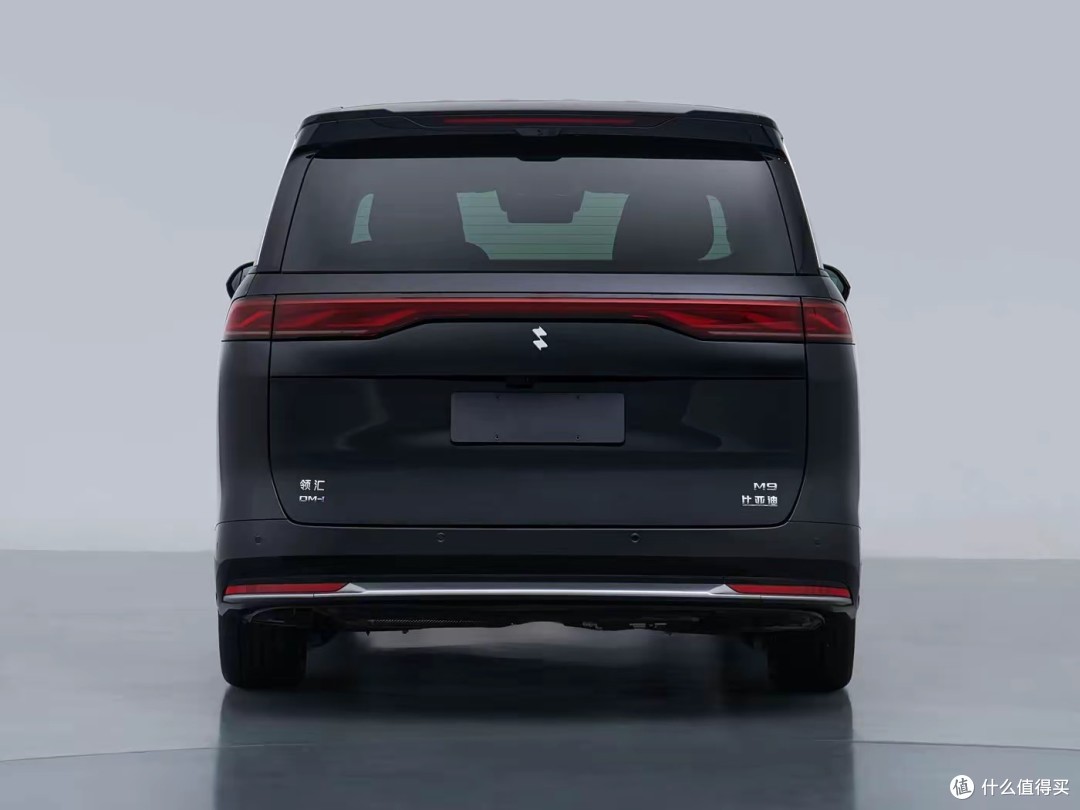 续航1200km!比亚迪领汇M9正式亮相,家用MPV又添猛将
