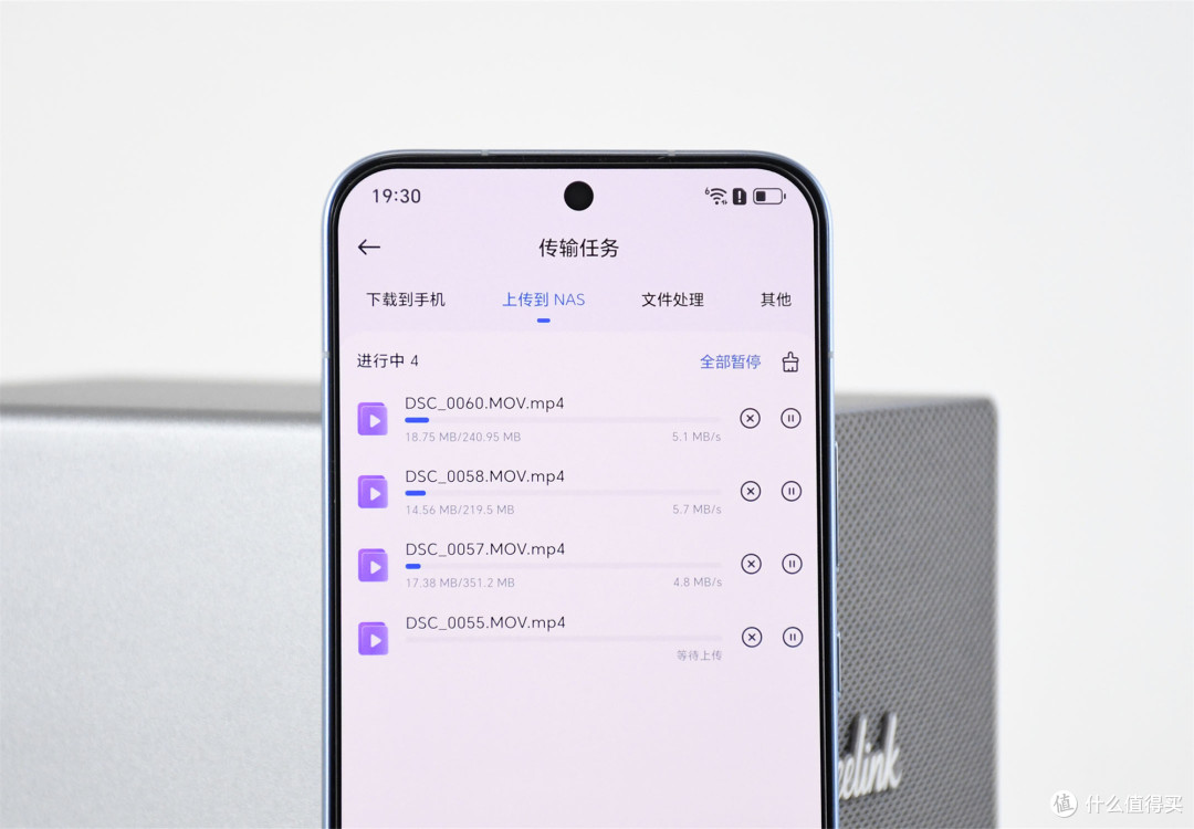 能安装5块硬盘,支持升级主板的“二合一”主机:零刻ME Pro简评