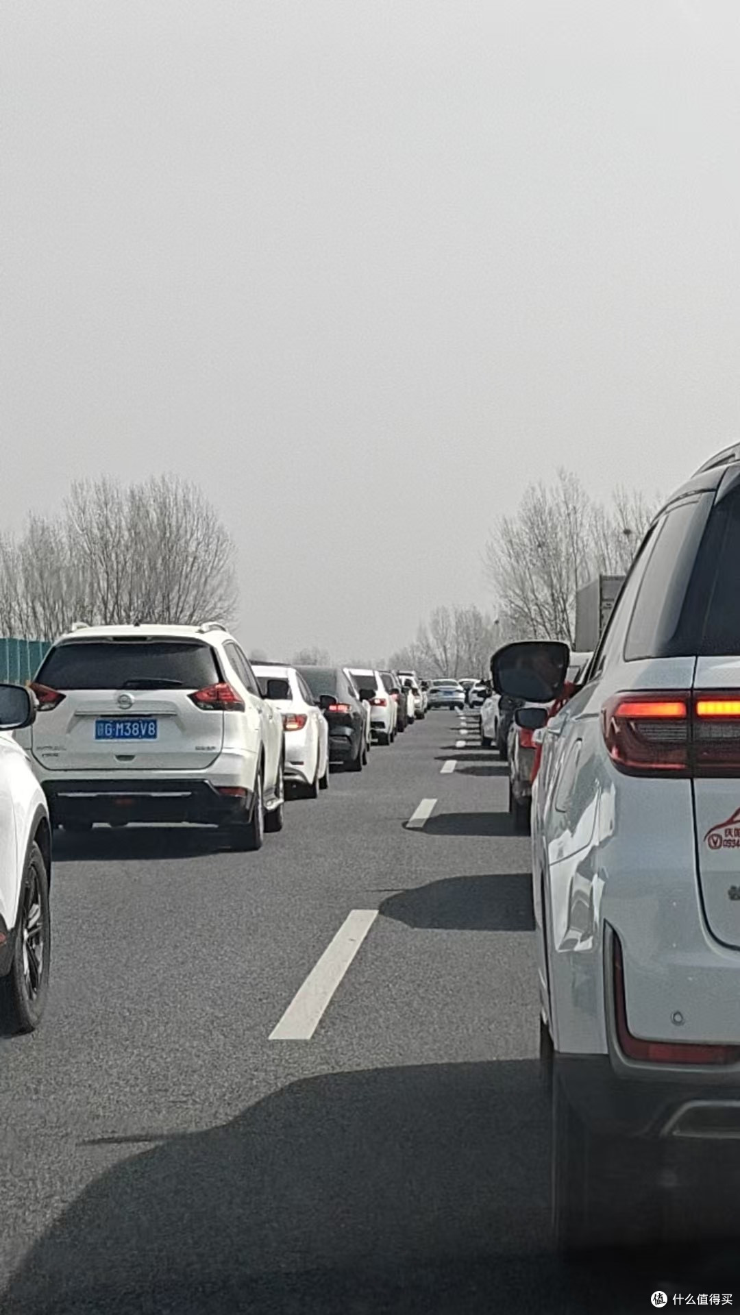 那个爆胎的午后,我重新理解了“安全第一”